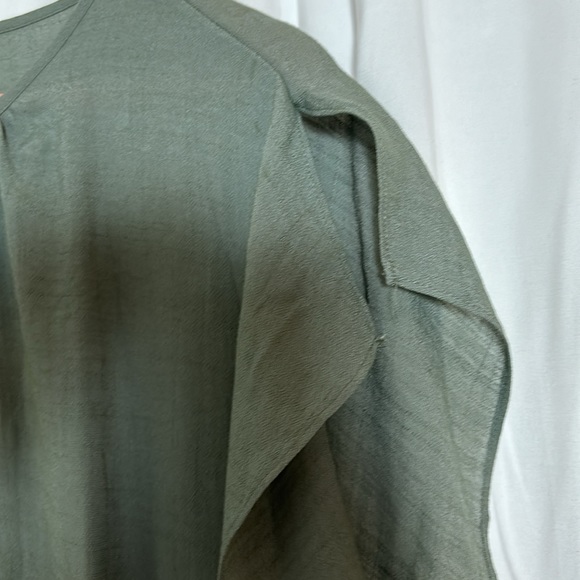 Hope & Harlow Olive Green Flutter Sleeve Dropped Waist Tied Sides Flowy … - Picture 7 of 11